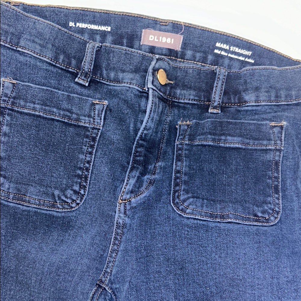DL1961 mara straight Jeans